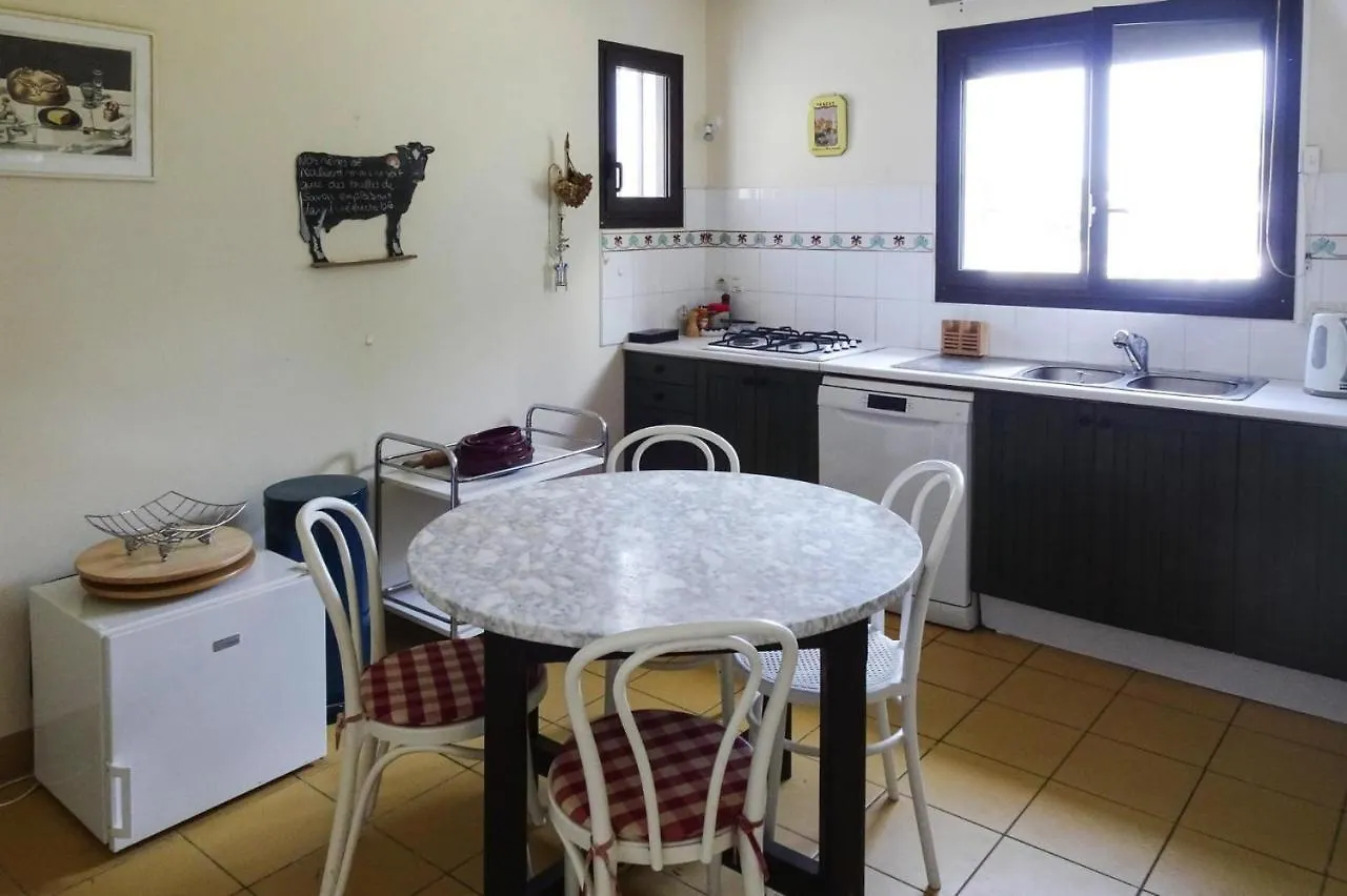 Holiday Home With Sea View, بلوغاسنو