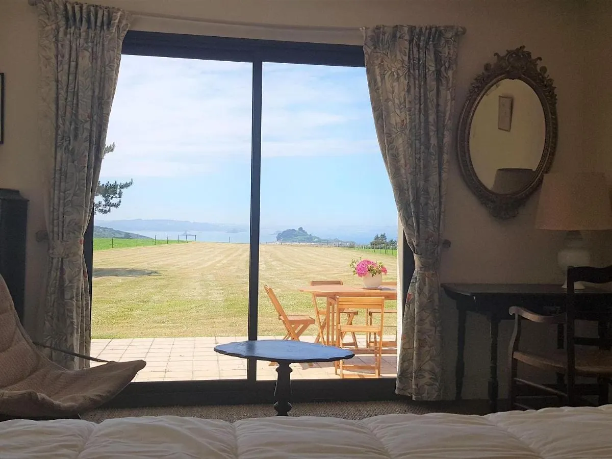 Holiday Home With Sea View, بلوغاسنو